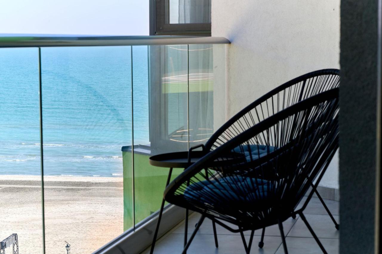 Rainbow Sea View Apartment Spa N Pool Resort - Parking Mamaia Dış mekan fotoğraf