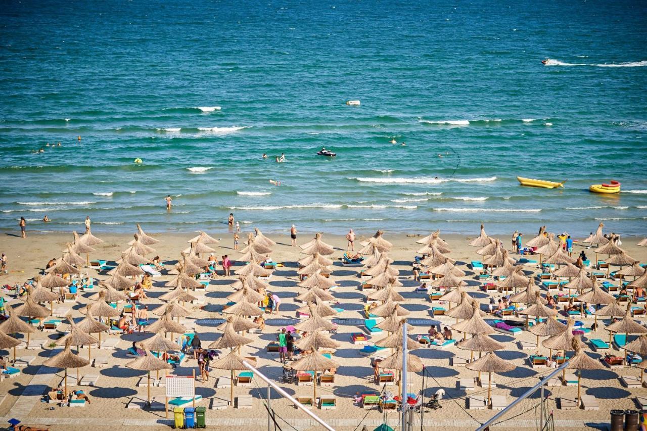 Rainbow Sea View Apartment Spa N Pool Resort - Parking Mamaia Dış mekan fotoğraf